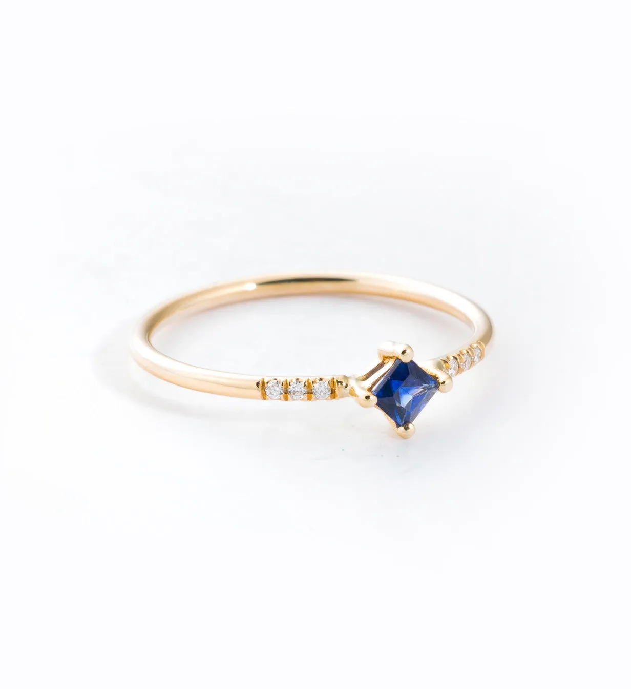 Gold Sapphire Point Equilibrium Ring