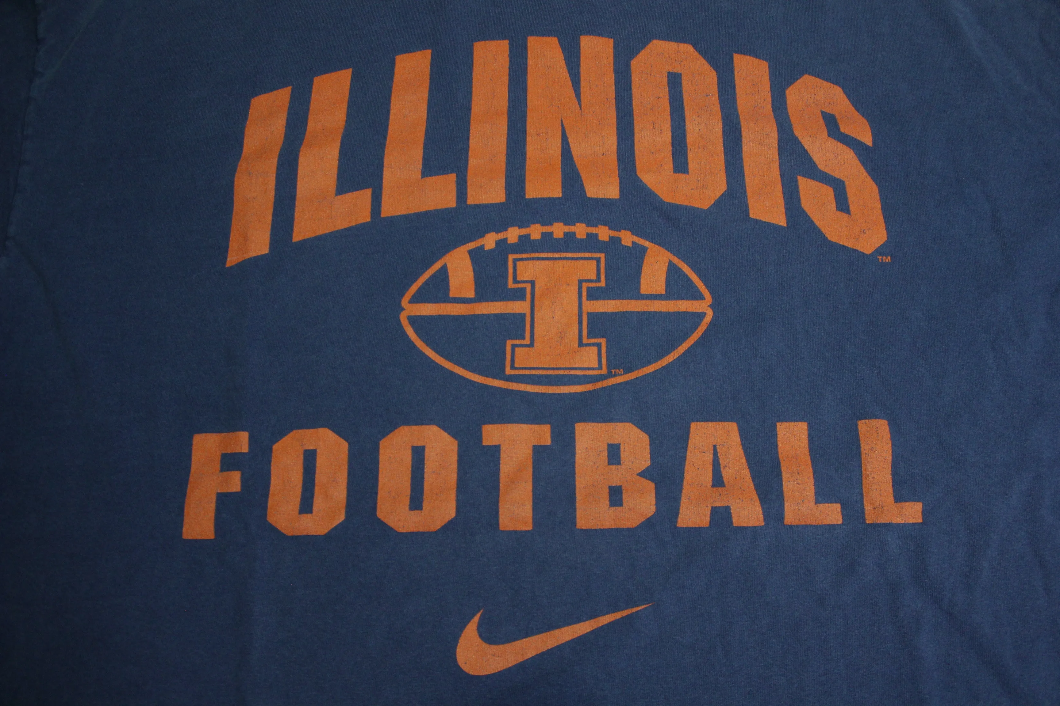 Illinois Fighting Illini Vintage 90's Nike Made in USA Football Collegiate T-Shirt