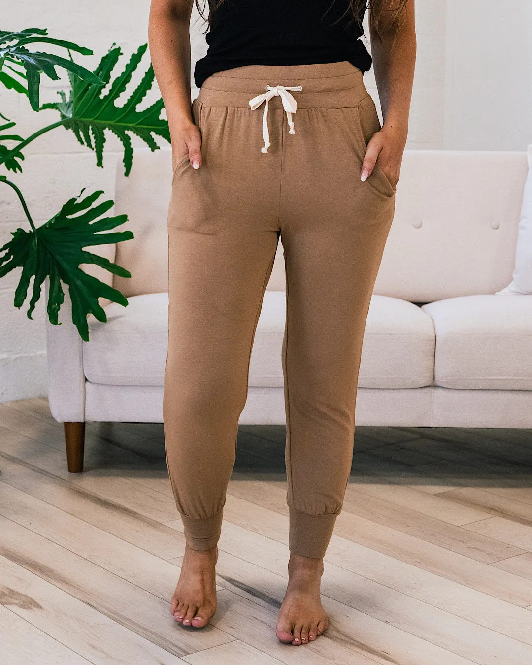 Super Stretch Comfy Joggers - Camel