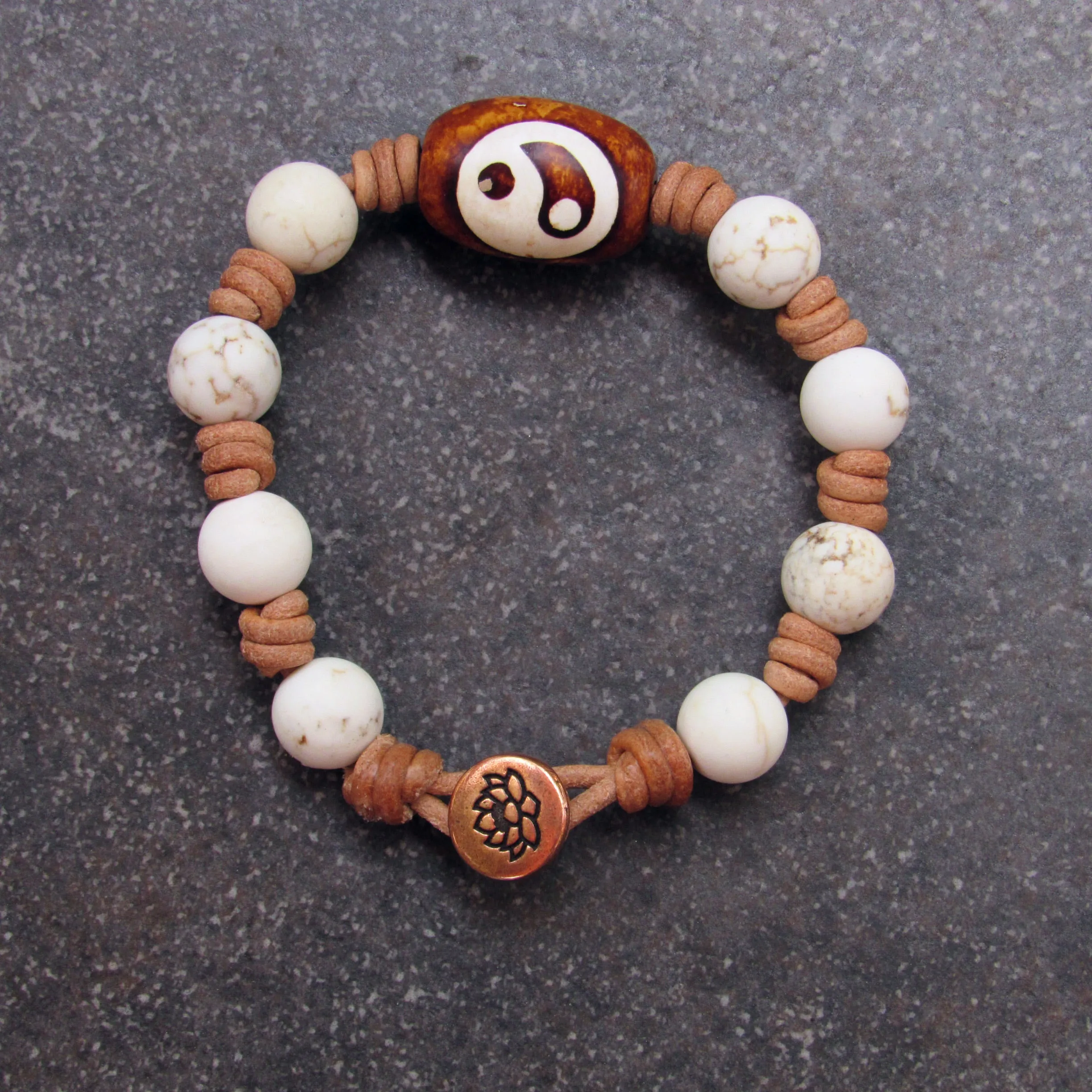 Tibetan Agate Gemstone Yin Yang with White Turquoise on natural Leather