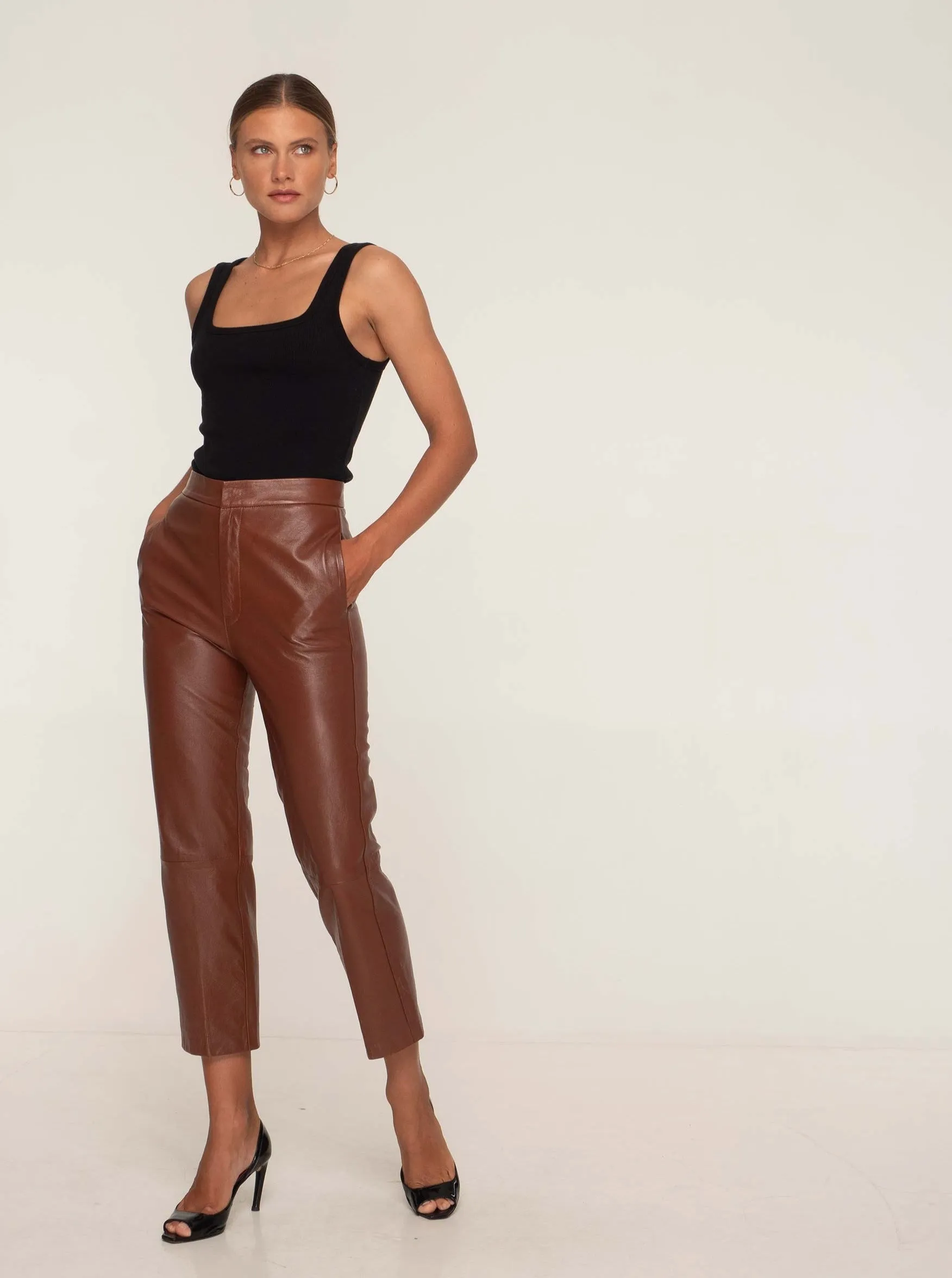 VICTORIA SLIM LEATHER PANT - WHISKEY