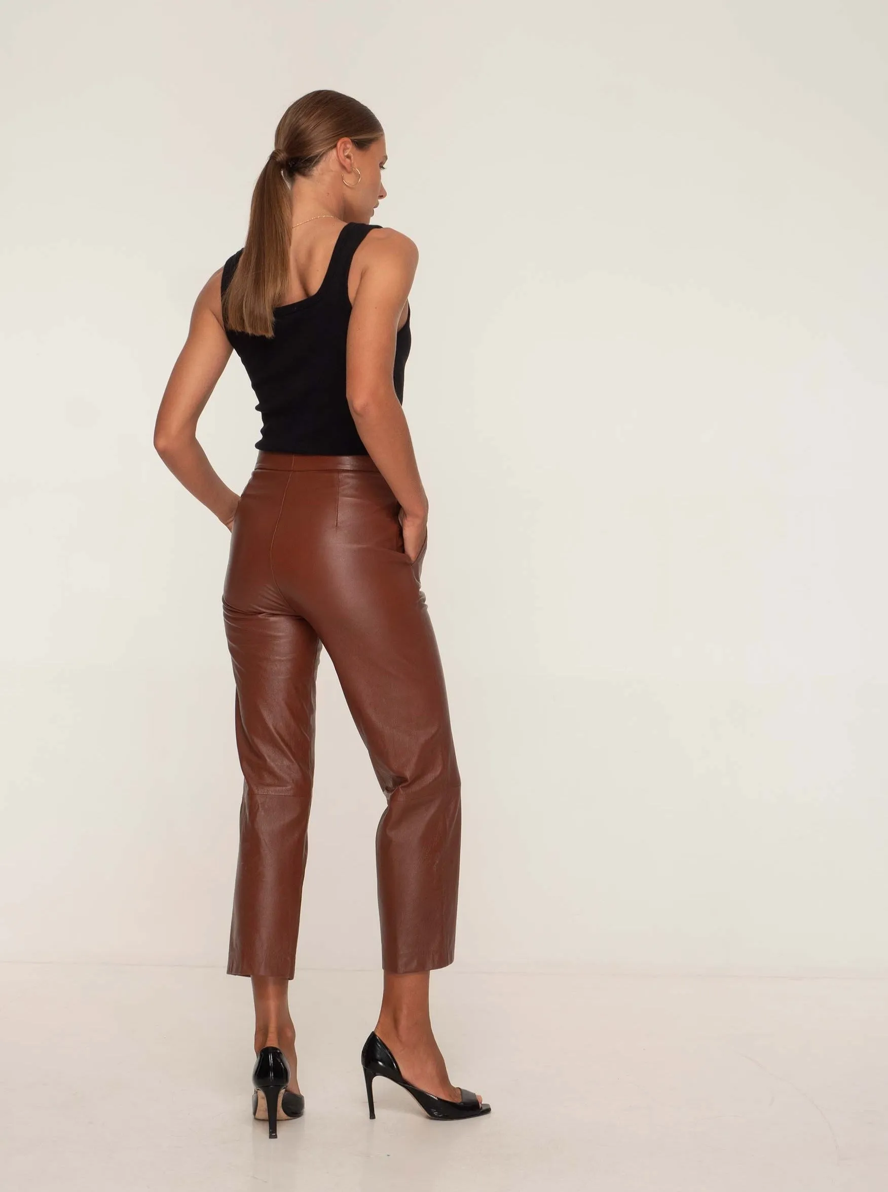 VICTORIA SLIM LEATHER PANT - WHISKEY